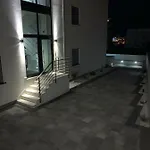 Marina Apartment *