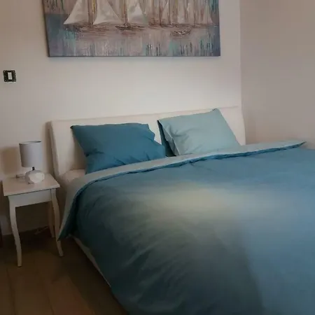 Lägenhet Marina