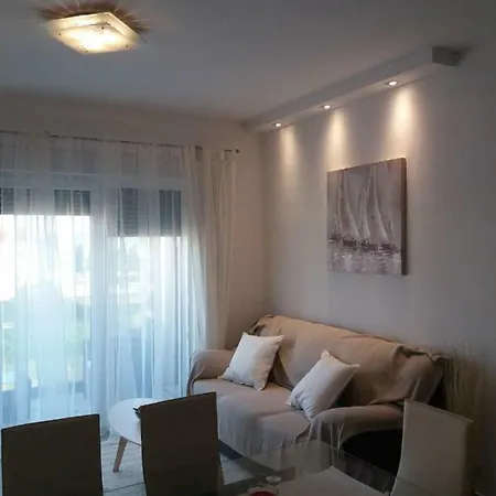 Marina Apartman